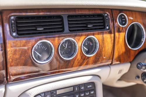 2000 Jaguar XKR Supercharged V8 In vendita (immagine 61 di 217)