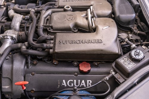 2000 Jaguar XKR Supercharged V8 In vendita (immagine 169 di 217)