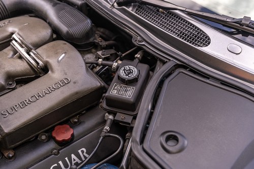 2000 Jaguar XKR Supercharged V8 In vendita (immagine 176 di 217)