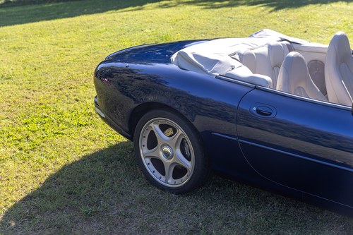 2000 Jaguar XKR Supercharged V8 In vendita (immagine 117 di 217)