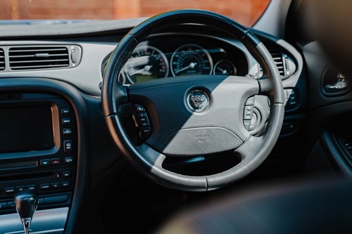 2004 Jaguar S-Type R For Sale (picture 20 of 122)