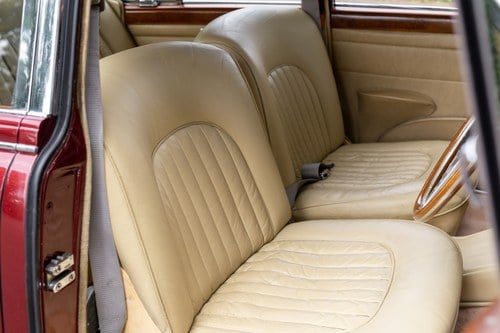 1966 Jaguar MKII 3.4L In vendita (immagine 84 di 267)