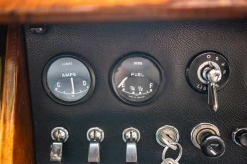 1964 Jaguar Mk2 3.8 (Manual Overdrive) In vendita (immagine 69 di 271)