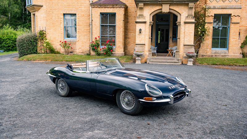1965 Jaguar E Type 4.2 S1 Roadster For Sale (picture 1 of 181)