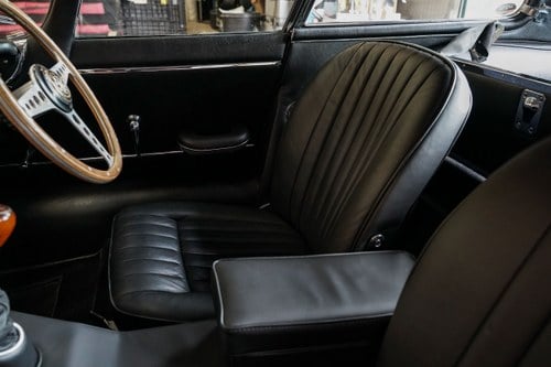 1965 Jaguar E-type Series I 4.2-Litre Fixed Head Coupe For Sale (picture 72 of 241)