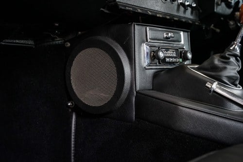 1965 Jaguar E-type Series I 4.2-Litre Fixed Head Coupe For Sale (picture 66 of 241)