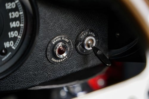 1965 Jaguar E-type Series I 4.2-Litre Fixed Head Coupe For Sale (picture 51 of 241)