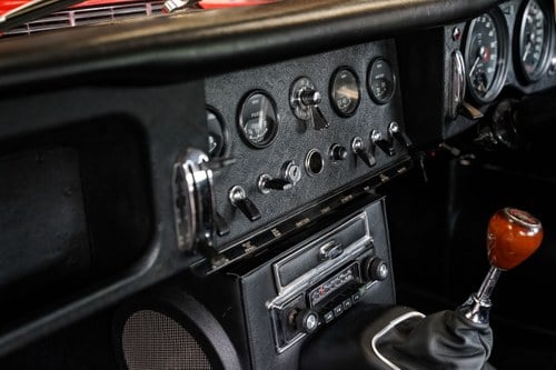 1965 Jaguar E-type Series I 4.2-Litre Fixed Head Coupe For Sale (picture 56 of 241)