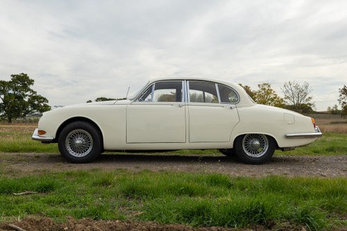 1967 Jaguar S-type 3.8 litre For Sale (picture 24 of 201)