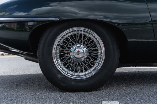 1969 Jaguar E-type S2 OTS Te koop (foto 31 van 137)