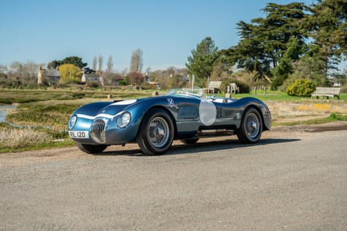 2010 Realm C-Type Recreation à vendre (picture 3 of 172)