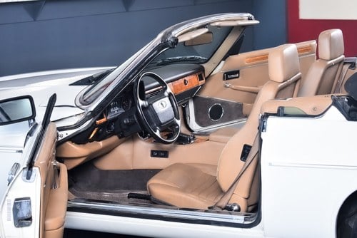 1990 Jaguar XJS Convertible 5.3L V12 In vendita (immagine 21 di 59)