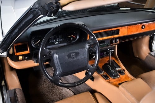 1990 Jaguar XJS Convertible 5.3L V12 In vendita (immagine 25 di 59)