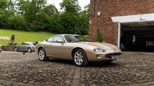 1998 Jaguar XK8 V8 Coupe X100 In vendita (immagine 1 di 77)