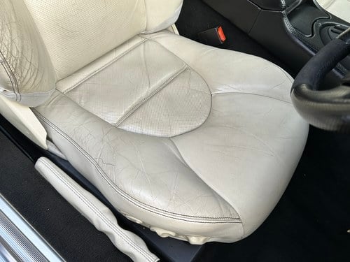 1999 Jaguar X100 XKR Paramount Grand Prix 450 In vendita (immagine 87 di 387)