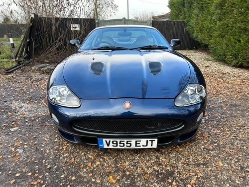 1999 Jaguar X100 XKR Paramount Grand Prix 450 In vendita (immagine 22 di 387)