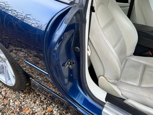 1999 Jaguar X100 XKR Paramount Grand Prix 450 In vendita (immagine 40 di 387)