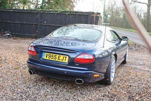 1999 Jaguar X100 XKR Paramount Grand Prix 450 In vendita (immagine 14 di 387)