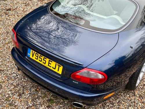 1999 Jaguar X100 XKR Paramount Grand Prix 450 In vendita (immagine 231 di 387)