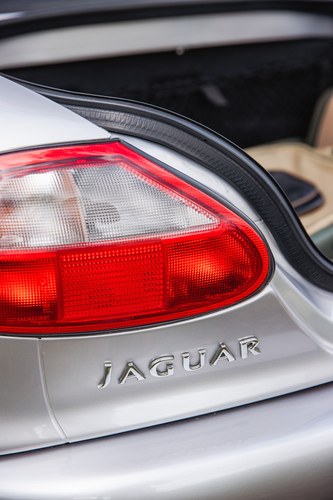 2000 Jaguar XKR Te koop (foto 117 van 176)