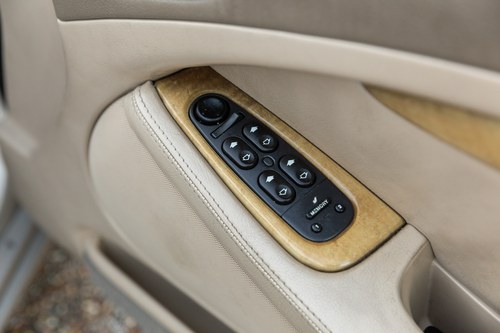 NO RESERVE - 2001 Jaguar S Type 3.0 V6 SE For Sale (picture 46 of 124)