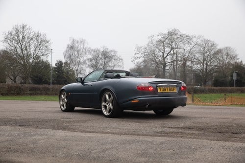 2001 Jaguar XKR Te koop (foto 25 van 149)