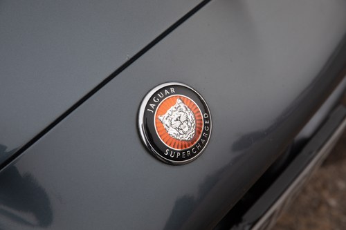 2001 Jaguar XKR Te koop (foto 102 van 149)