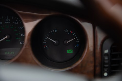 2001 Jaguar XKR Te koop (foto 51 van 149)