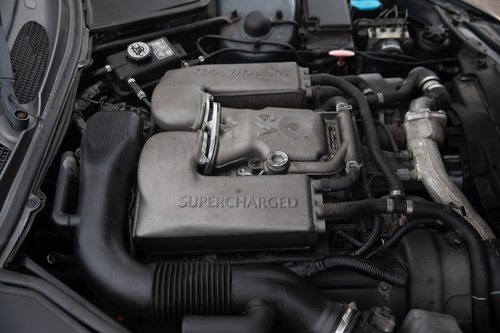 2001 Jaguar XKR Te koop (foto 125 van 149)