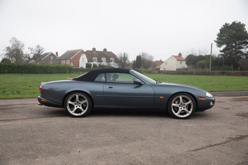 2001 Jaguar XKR Te koop (foto 15 van 149)