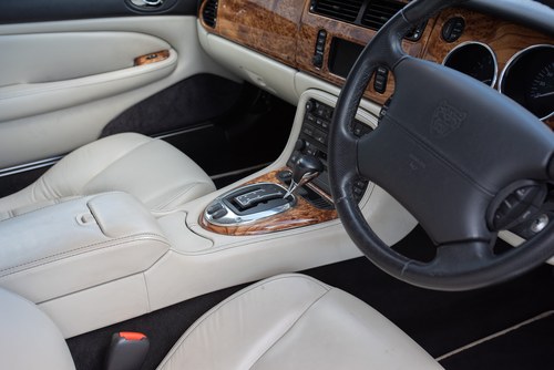 2005 Jaguar XK8 Convertible à vendre (picture 73 of 171)