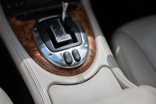 2005 Jaguar XK8 Convertible à vendre (picture 53 of 171)