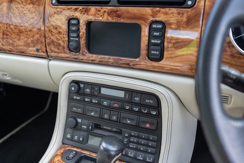 2005 Jaguar XK8 Convertible à vendre (picture 54 of 171)