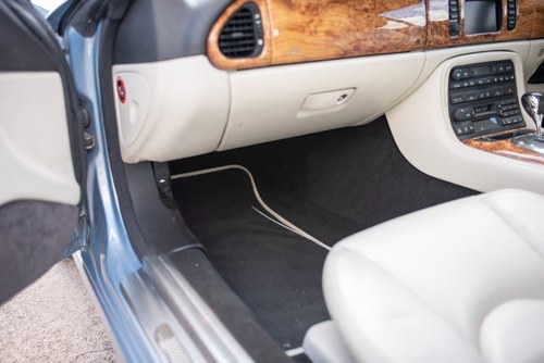 2005 Jaguar XK8 Convertible à vendre (picture 69 of 171)