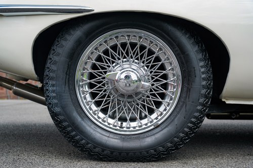 1969 Jaguar E-Type Series 2 Te koop (foto 21 van 248)