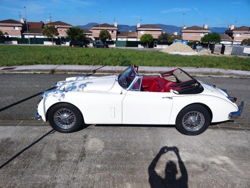 Jaguar XK 150 DHC à venda (imagem 6 de 134)