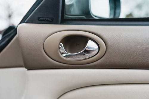 2003 Jaguar XK8 4.2 Auto zum Verkauf (Bild 22 von 167)