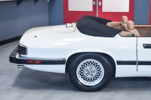 NO RESERVE 1992 Jaguar XJS Convertible 5,3L V12 - LHD In vendita (immagine 35 di 100)