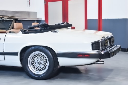 NO RESERVE 1992 Jaguar XJS Convertible 5,3L V12 - LHD In vendita (immagine 34 di 100)