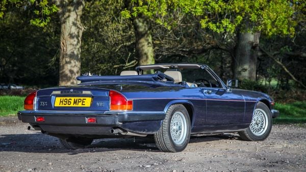 1990 Jaguar XJ-S V12 Convertible For Sale (picture :index of 8)