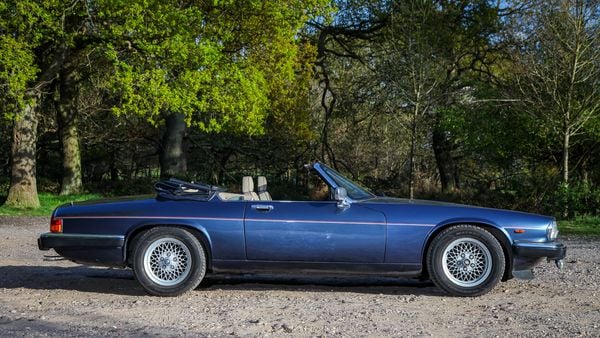 1990 Jaguar XJ-S V12 Convertible For Sale (picture :index of 21)