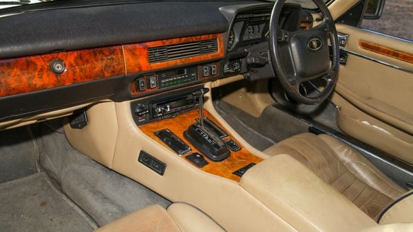 1990 Jaguar XJ-S V12 Convertible For Sale (picture :index of 33)