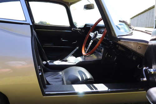 1964 Jaguar E-Type Series 1 FHC For Sale (picture 23 of 109)