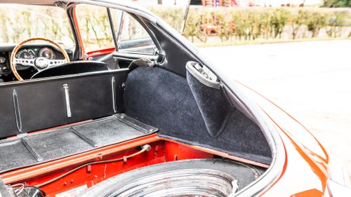 1963 Jaguar Series 1 E-Type 3.8 FHC In vendita (immagine 92 di 227)