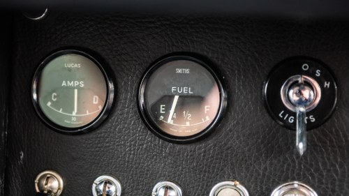 1963 Jaguar Series 1 E-Type 3.8 FHC In vendita (immagine 41 di 227)