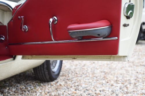 1966 Jaguar E-Type S1 4.2 Roadster LHD zum Verkauf (Bild 28 von 133)