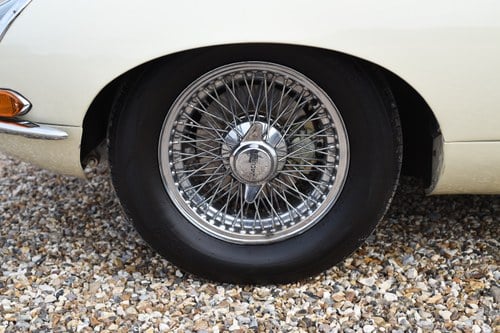 1966 Jaguar E-Type S1 4.2 Roadster LHD zum Verkauf (Bild 22 von 133)