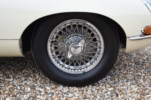 1966 Jaguar E-Type S1 4.2 Roadster LHD zum Verkauf (Bild 21 von 133)