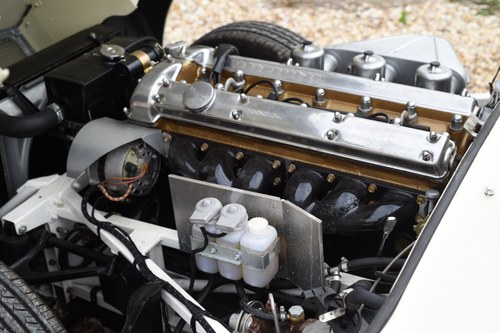 1966 Jaguar E-Type S1 4.2 Roadster LHD zum Verkauf (Bild 97 von 133)