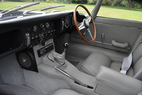 1964 Jaguar E-Type Series 1 3.8 Fixed Head Coupe For Sale (picture 40 of 110)